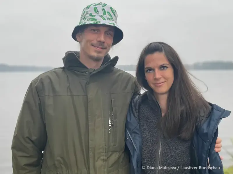 Foto von Kim Jessica Kirsch und Lars Bressem. Copyright: Diana Maltseva, erschienen in der Lausitzer Rundschau Foto von Kim Jessica Kirsch und Lars Bressem. Copyright: Diana Maltseva, erschienen in der Lausitzer Rundschau